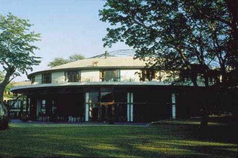 Hwange Safari Lodge 4