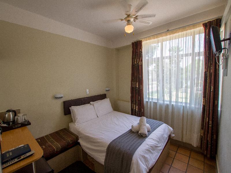 N1 Hotel & Campsite Victoria Falls