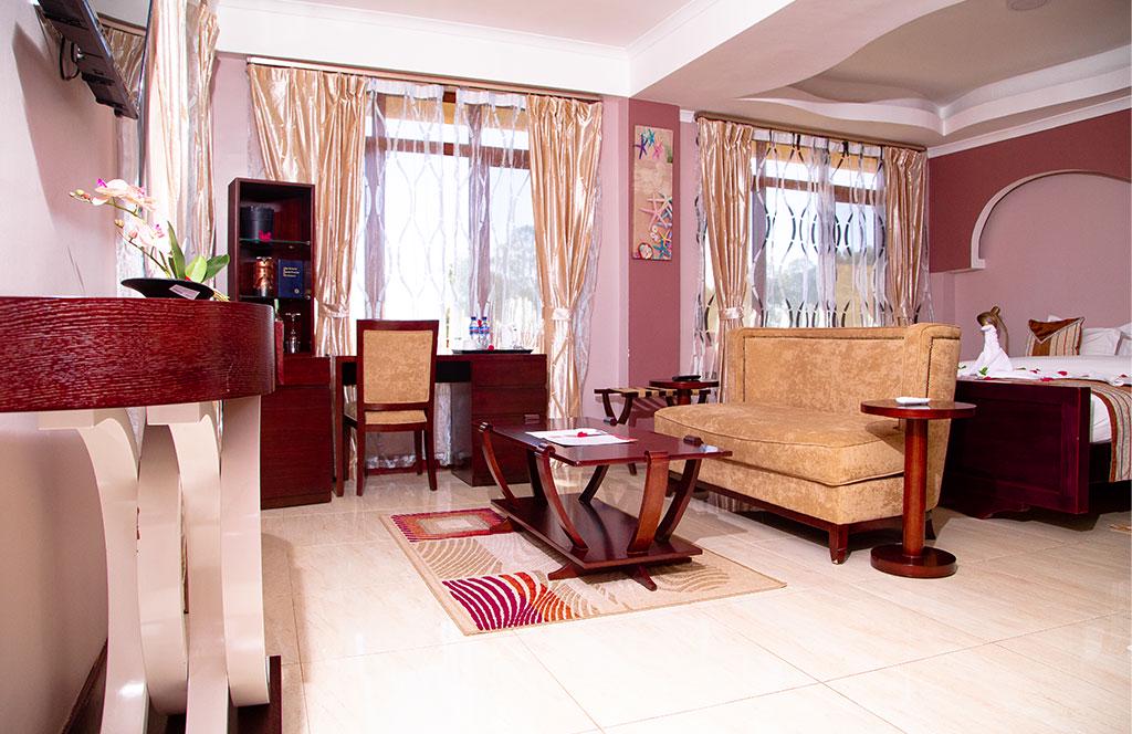 Hill Side Hotel