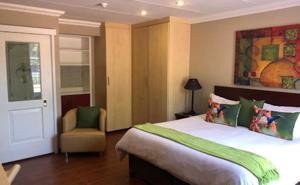 314 on Clark Guest House 5
