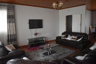 Monavale Hills Getaway 2