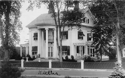 House of the Columns 2