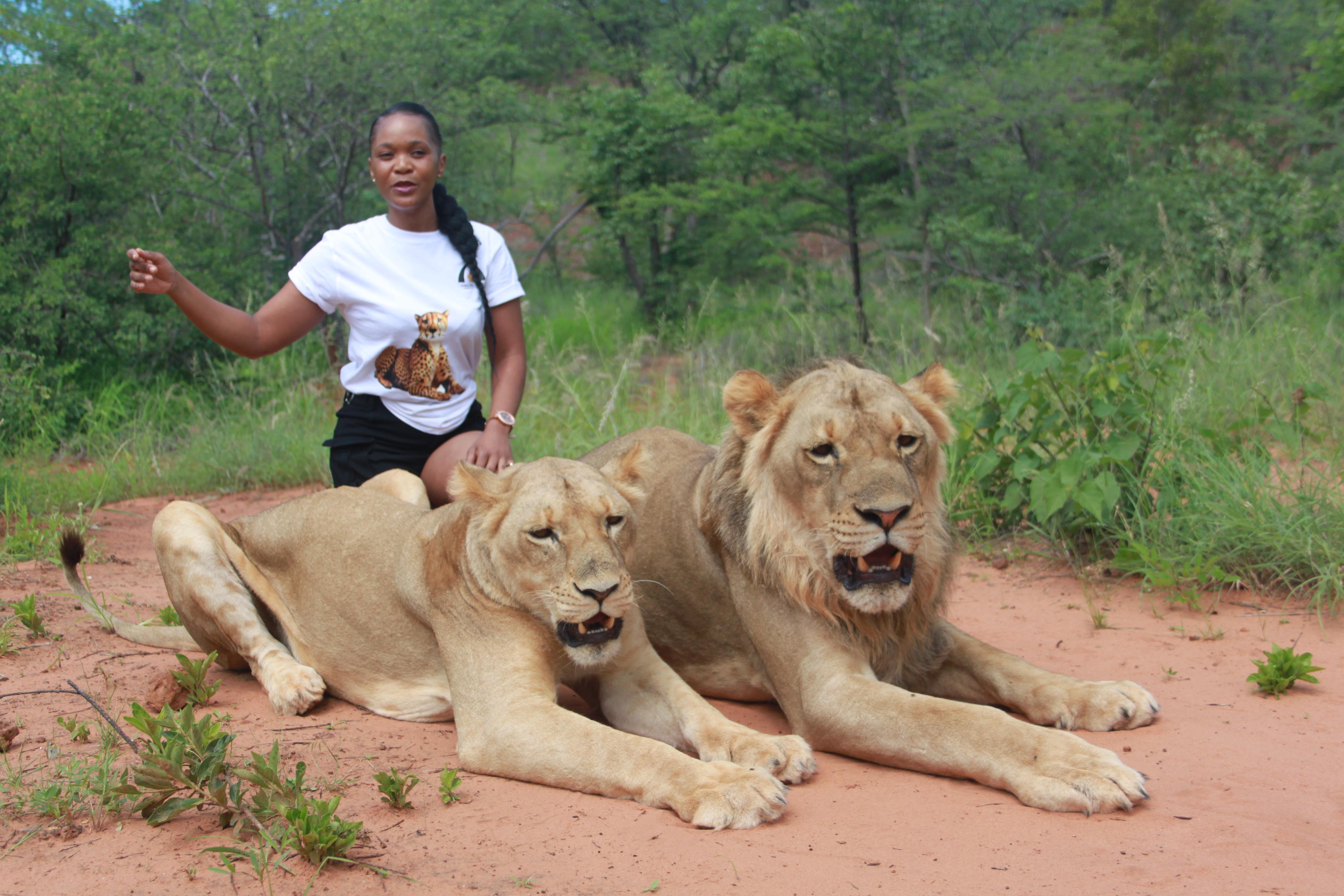Mukuni Big 5 Safaris