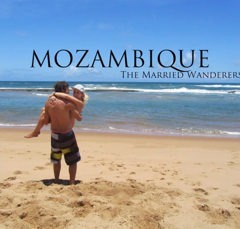Praia De Chizavane 3