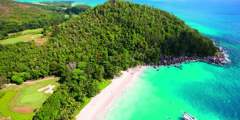 Praslin 4