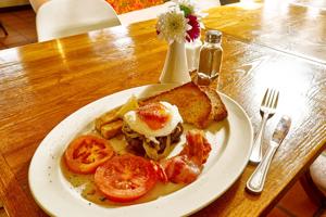 Highlander Restaurant & Scotch Bar 4