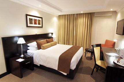 Cresta Lodge