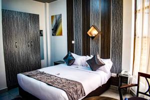Wambuku Hotel 5
