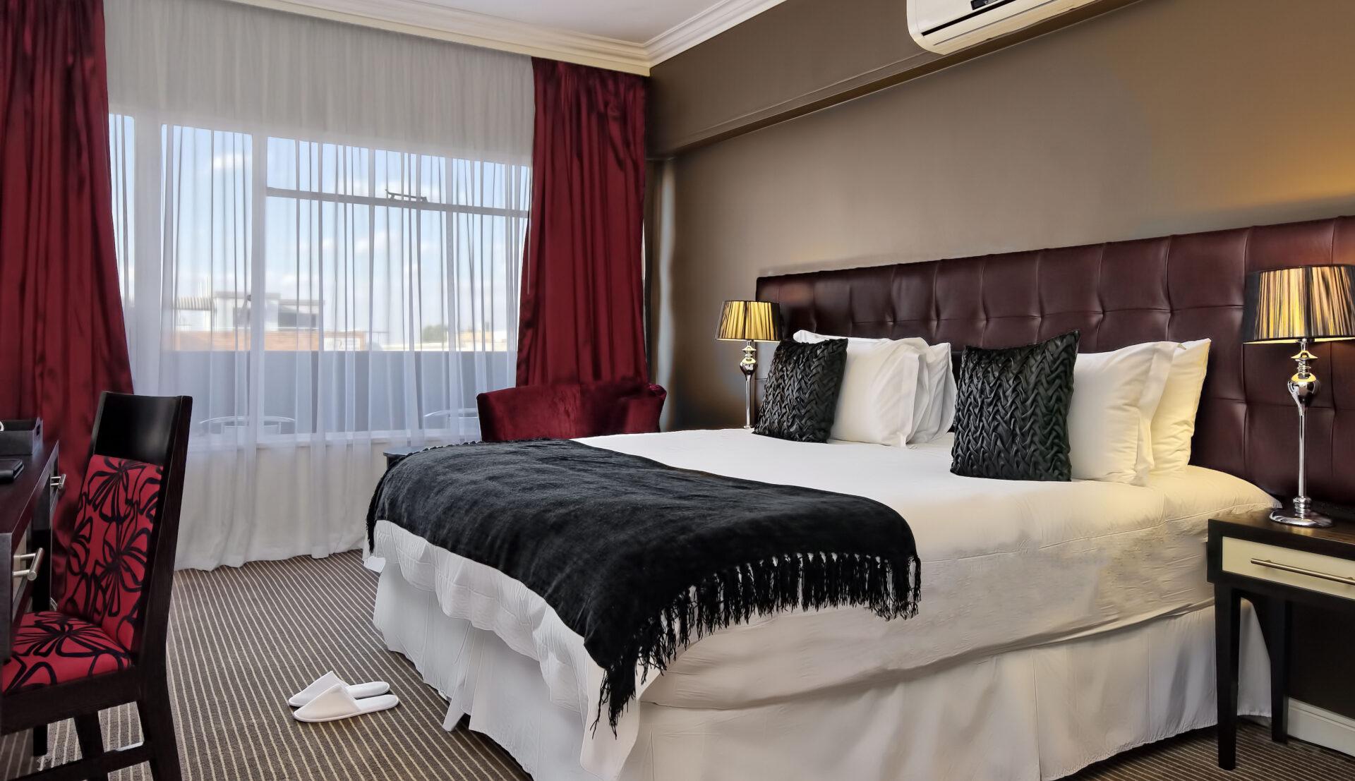 Ascot Hotel