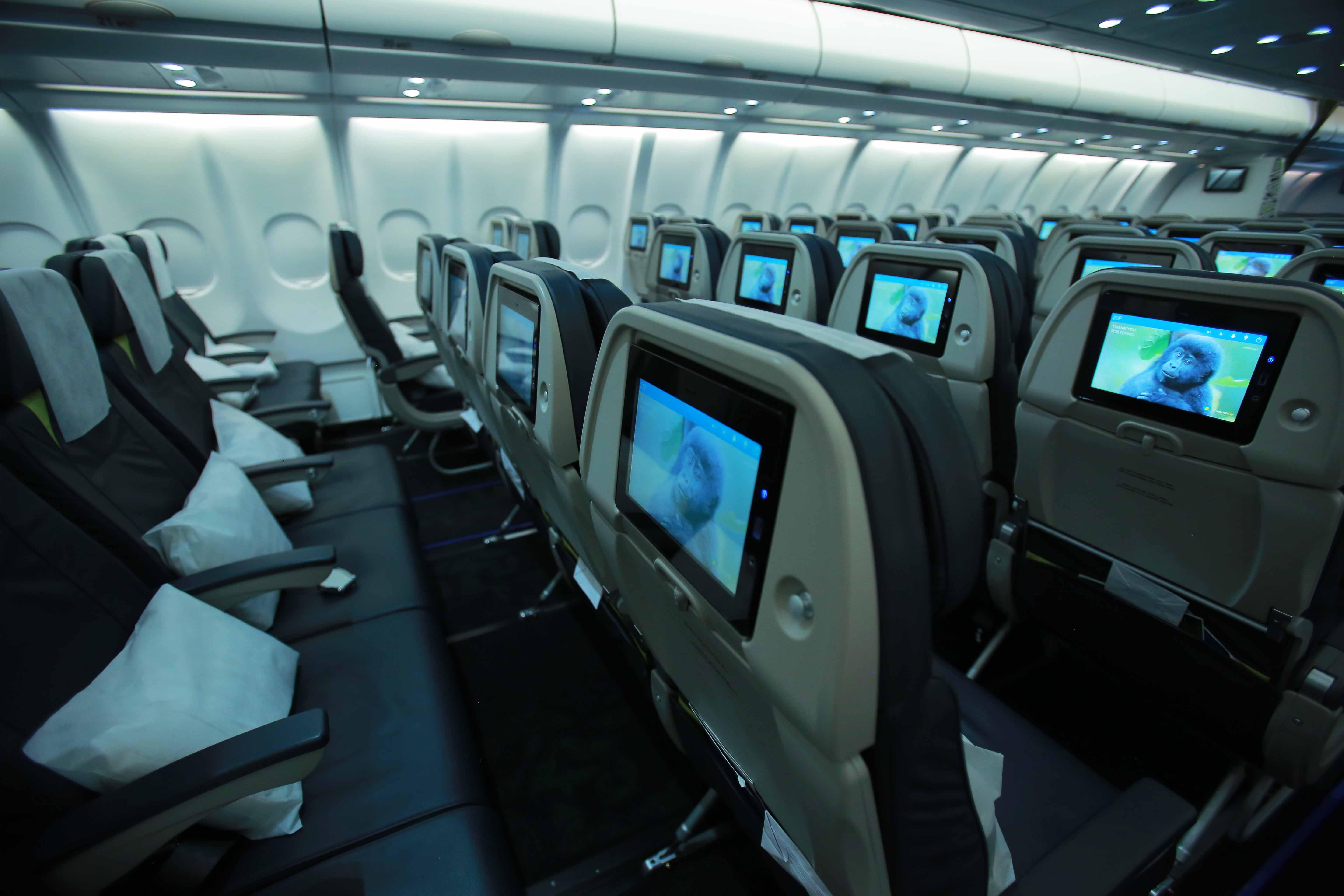 RwandAir 3