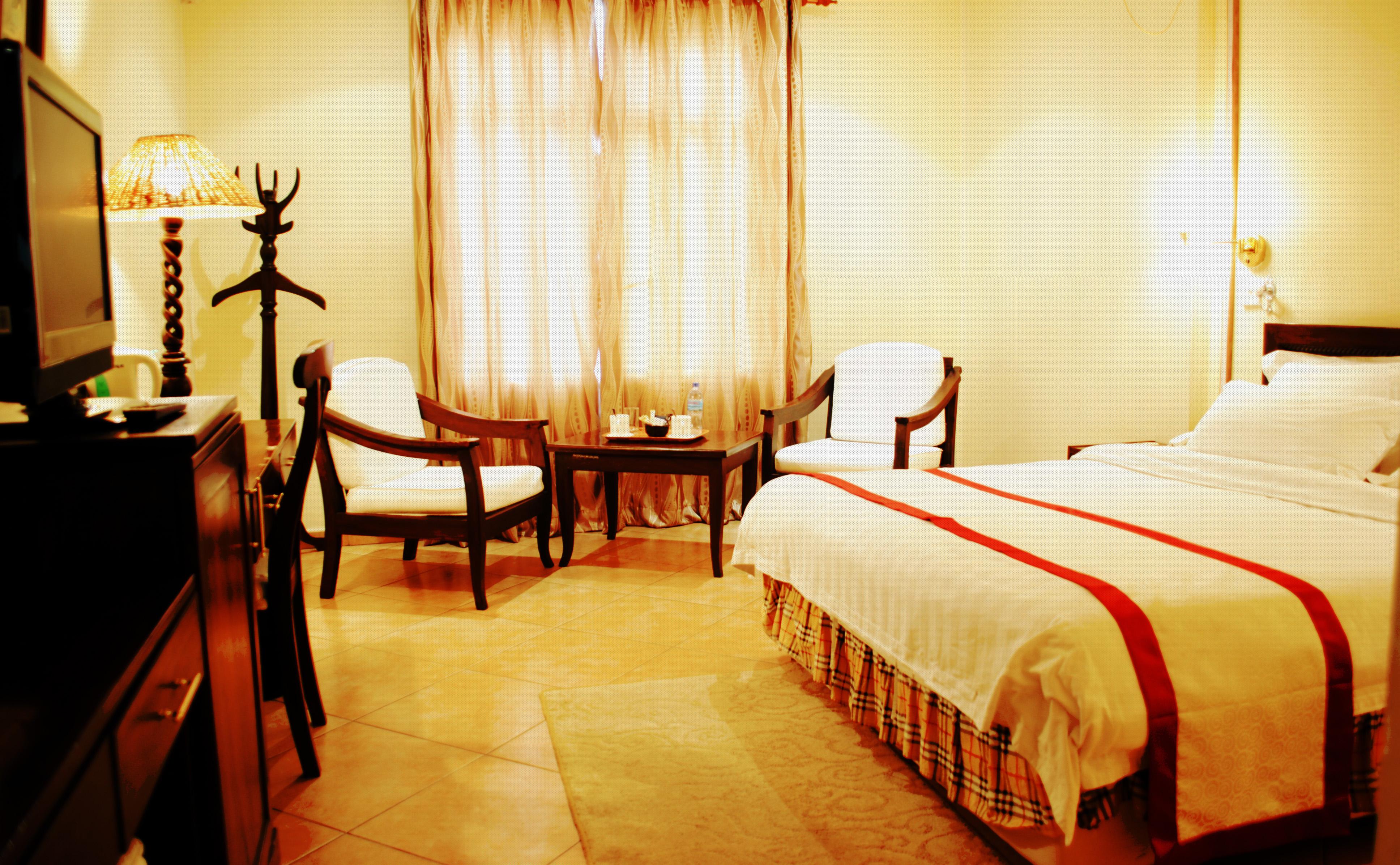New Safari Hotel