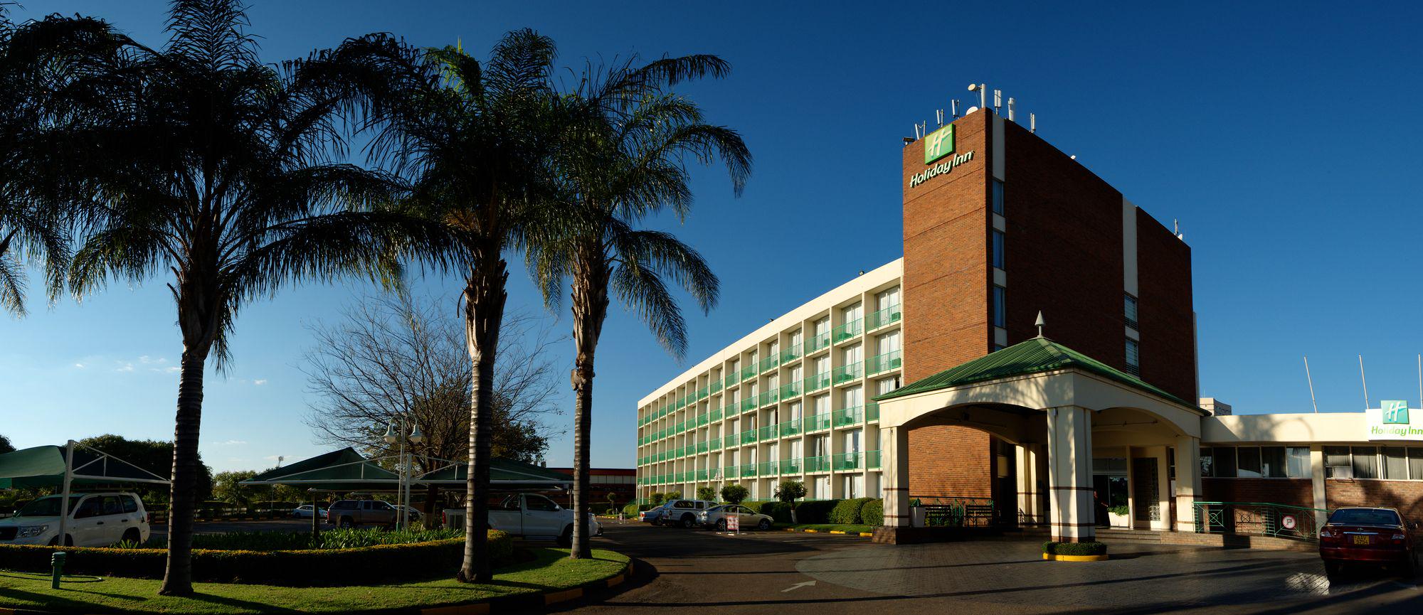 Holiday Inn Bulawayo 2